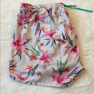 Old Navy Active Go-dry shorts